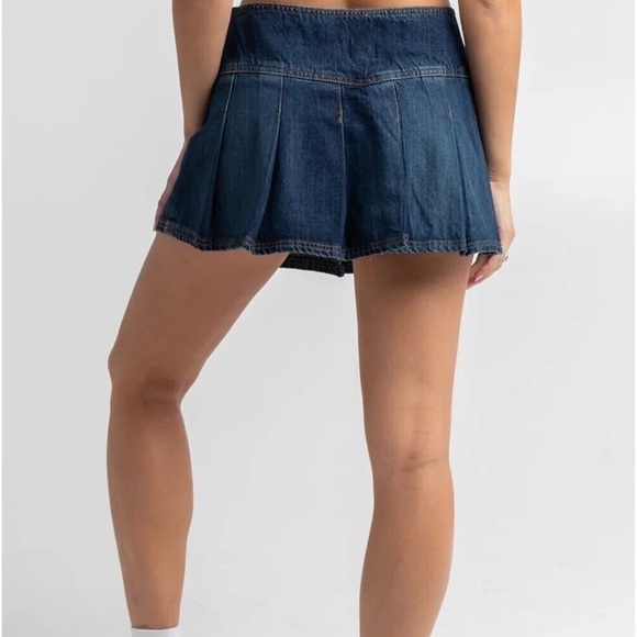 ✨URBAN OUTFITTERS Y2K MINI SKIRT✨ - Picture 7 of 7